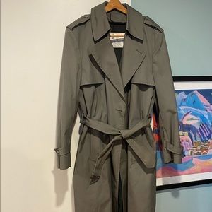 Vintage London Fog Men’s Trenchcoat